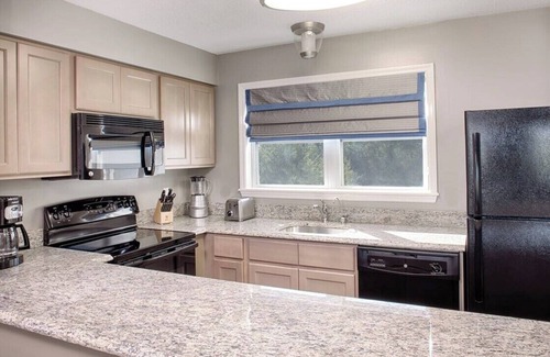 Edisto Island Resort | 2BR/2BA Edisto Resort Vacation Suite