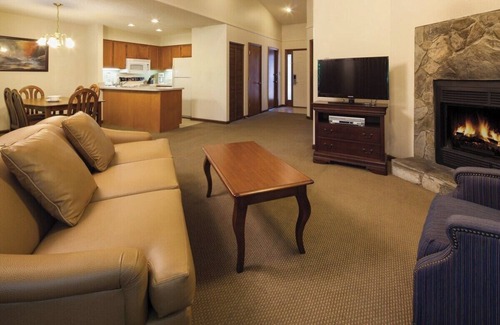 Lake Lure Condo | 2BR/2BA Lake Lure Condo - 4 Beds