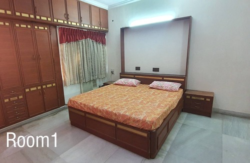 Nungambakkam Apartment | 2BR-Apartment(#3) -Centrally Located –Nungambakkam