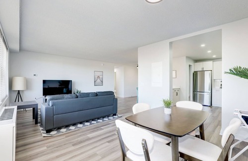 Aurora Highlands Apartment | 2BR Arlington Gem: Stylish & Conveniently Located