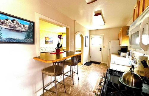 Leadville House | 2br, bike storage, pet friendly, walk to main st