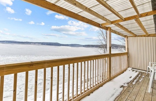 Colchester House | 2BR Camp w/Amazing Beach Views