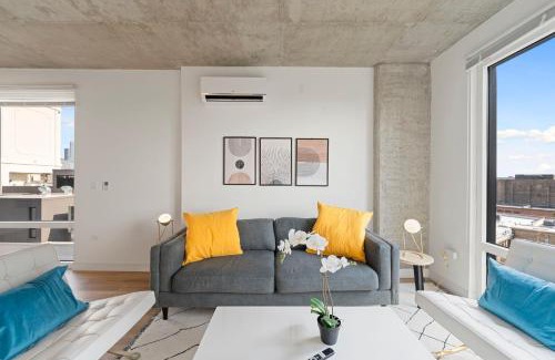 River North Hotel | 2BR City Escape Bright Sleek Spacious