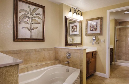 Lake Buena Vista Resort | 2BR-Dlx Inside Disney Gates-5 Pools, 2 Lazy Rivers, SPLASH pad, Mini Golf & More