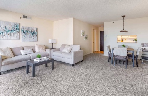 Radnor - Fort Myer Heights Apartment | 2BR Executive Apartment with Balcony