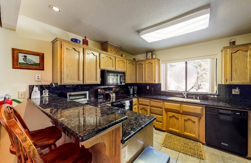Lakeshore Condo | 2BR Huntington Lake condo with mountain views, WiFi, 2 decks, private W/D