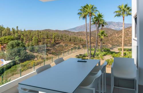 El Faro Apartment | 2BR Luxury - Santa Barbara Heights, Good WiFi & AC