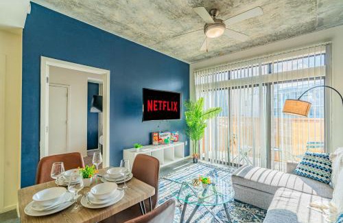 Evans Churchill Apartment | 2BR Roosevelt Row Gym Pool Parking Sleeps 8