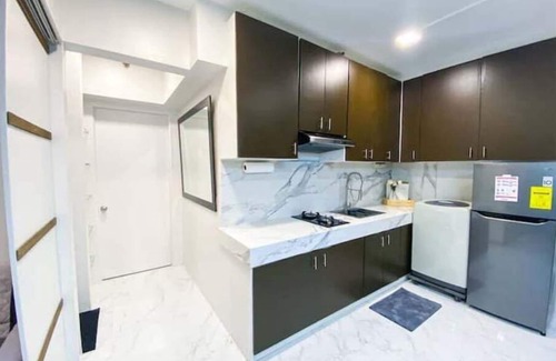 Sampaloc Apartment | 2BR w/Free Parking near UST/SM San Lazaro