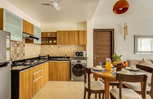 Saunta Vaddo Apartment | 2BR w Pool Sauna 2km to Baga Calangute Beach