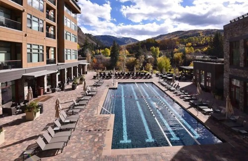 Avon Hotel | 2BR with kitchen at Resort Hotel steps to the Beaver Creek Gondola.