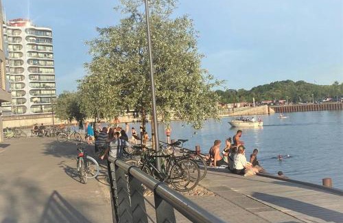 Sydhavnen Apartment | 2Floors New Apartment & Charming Canal Surrounding