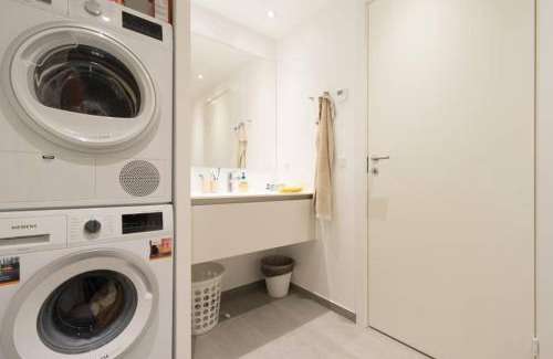 Sydhavnen Apartment | 2Floors New Apartment & Charming Canal Surrounding