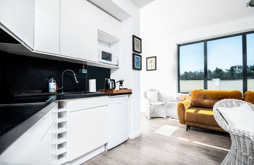 Trzebiatow Apartment | 2Homerent | Beachside | Pool | Sea | Lake | WIFI