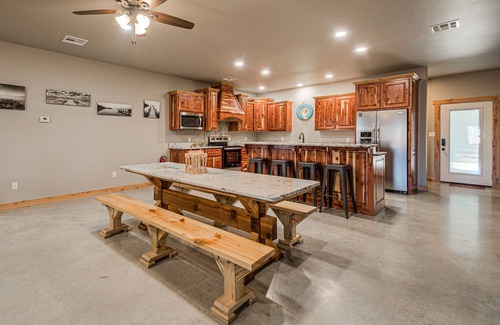 Kingston House | 2Kings 7Queens 2Twins 2Fulls - Pool Table - Near BoatRamp&Beach