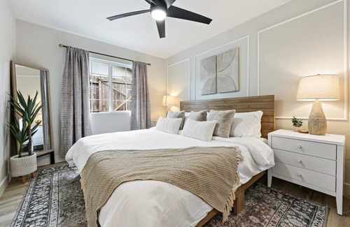Loma Alta House | *2MilestoOcean*HotTub*FamilyRetreat*