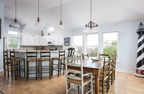 Corolla Village House | 2min Walk to Beach, Pool, Spa, Game Room, Big Yard