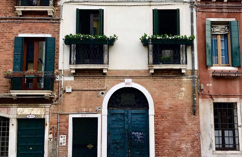 Dorsoduro Apartment | 2nd floor apartment