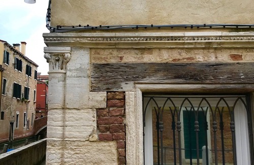 Dorsoduro Apartment | 2nd floor apartment