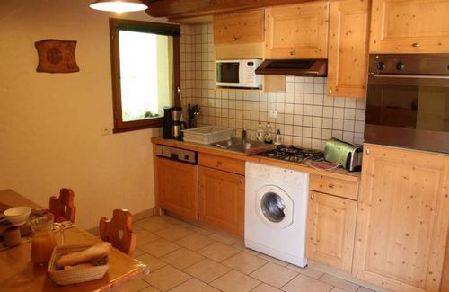 Valloire Apartment | 2nd floor, balcony, ski locker, 48m², Valloire