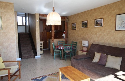 Montgenevre Apartment | 2nd floor, view mountain, balcony, tv, ski locker, 28m², Montgenèvre
