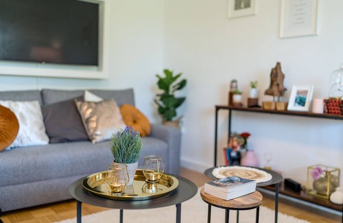 Freilassing Apartment | 2OG M 65m2 2-Zimmer Wohnung