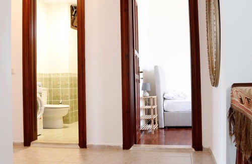 Datca City Center House | 3+1 Bahçeli deniz ve şehir manzaralı konak