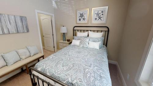 Murrells Inlet Apartment | 3-2 Condo with Pool! 81 Delray Drive 2D