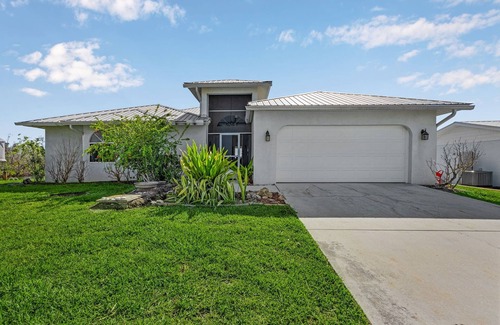 Saint James City House | 3/2 Heated Pool Home With Endless Water Views!