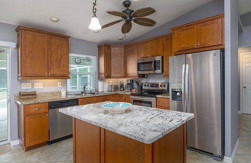 Port Charlotte House | 3/2 Heated Pool & Putting Green - Port Charlotte - Come Relax & Enjoy!