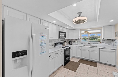 Gulf Harbors House | 3/2 Waterfront Canal Home w/Private Pool, Kayaks, Gulf Access, Dock, Fishing, Dolphins