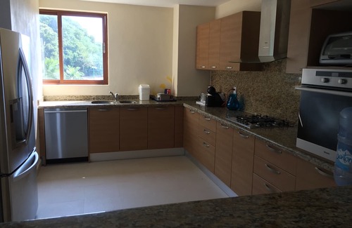 Ixtapa Condo | 3,400 sqft OCEANFRONT 3 BDR 4 BTR AMAZING CONDO. 900SQFT TERRACE STUNNING VIEWS