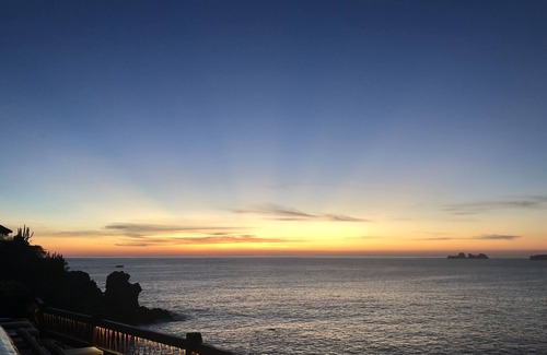 Ixtapa Condo | 3,400 sqft OCEANFRONT 3 BDR 4 BTR AMAZING CONDO. 900SQFT TERRACE STUNNING VIEWS