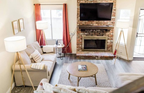 Torrance House | 3 BD/Family Friendly/Great Location
