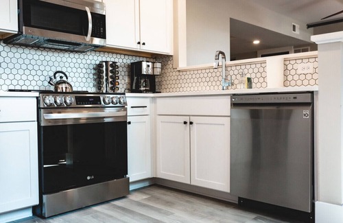 Jonesville Apartment | 3 BD Main St, Kitchen, Pet-Friendly, Sleeps 8