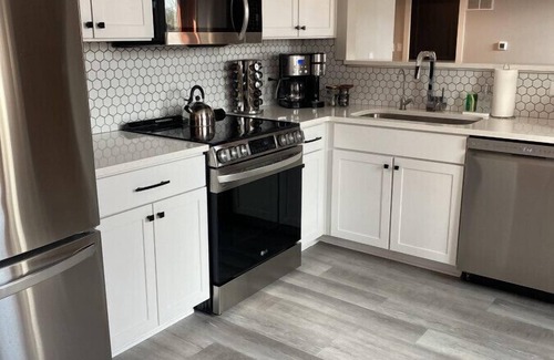 Jonesville Apartment | 3 BD Main St, Kitchen, Pet-Friendly, Sleeps 8