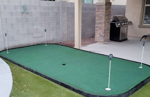 Surprise Farms House | 3 Bdrm, Hot Tub, Fire Pit, Putting Green. Close to MLB Spring Training Stadiums