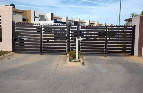 Mazatlan House | 3-bed 2 bath house in Mazatlan with a refreshing pool, AC, WiFi. Enjoy your stay