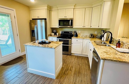 Florida Panhandle House | 3 Bed 2 Bath – Peaceful Retreat Near Pensacola and Beaches
