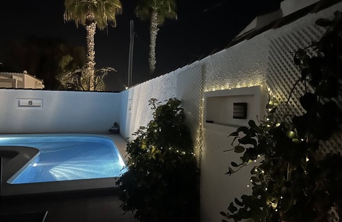 Los Alcazares Villa | 3 bed, 2 bath villa, large private pool, 10 mins walk from beach and amenities