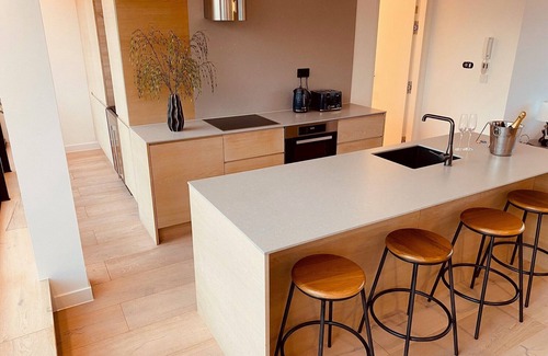 Bunhill Apartment | 3 Bed 3 Bath Penthouse with wraparound terrace in the heart of the City London