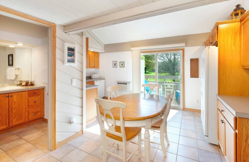 Cedar Condo | 3 bed 3 bath, Well maintained, Outside heated pool