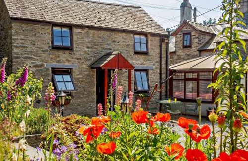 Eglwysbach House | 3 Bed in Conwy 50933