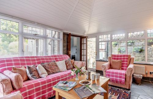 Eglwysbach House | 3 Bed in Conwy 50933