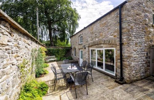 Eyam House | 3 Bed in Eyam PK833
