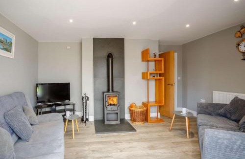 Fairbourne House | 3 Bed in Fairbourne 86841