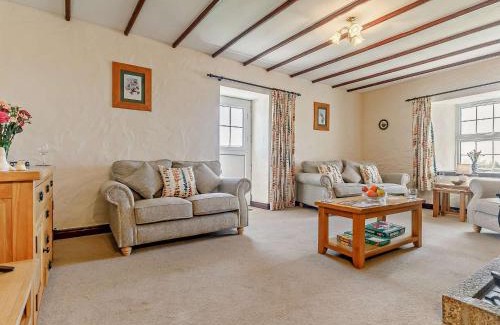 Helford Passage House | 3 Bed in Falmouth CONSW