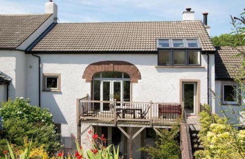 Egremont House | 3 Bed in Haile SZ230