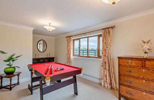 Lloc House | 3 Bed in Holywell 89614