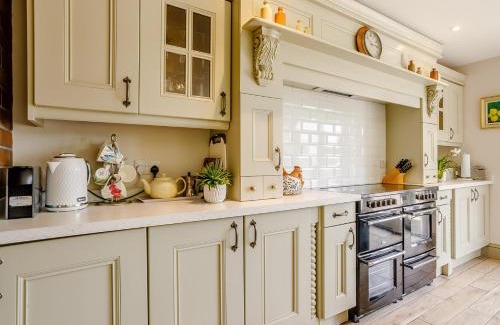 Ilminster House | 3 bed in Ilminster 77987